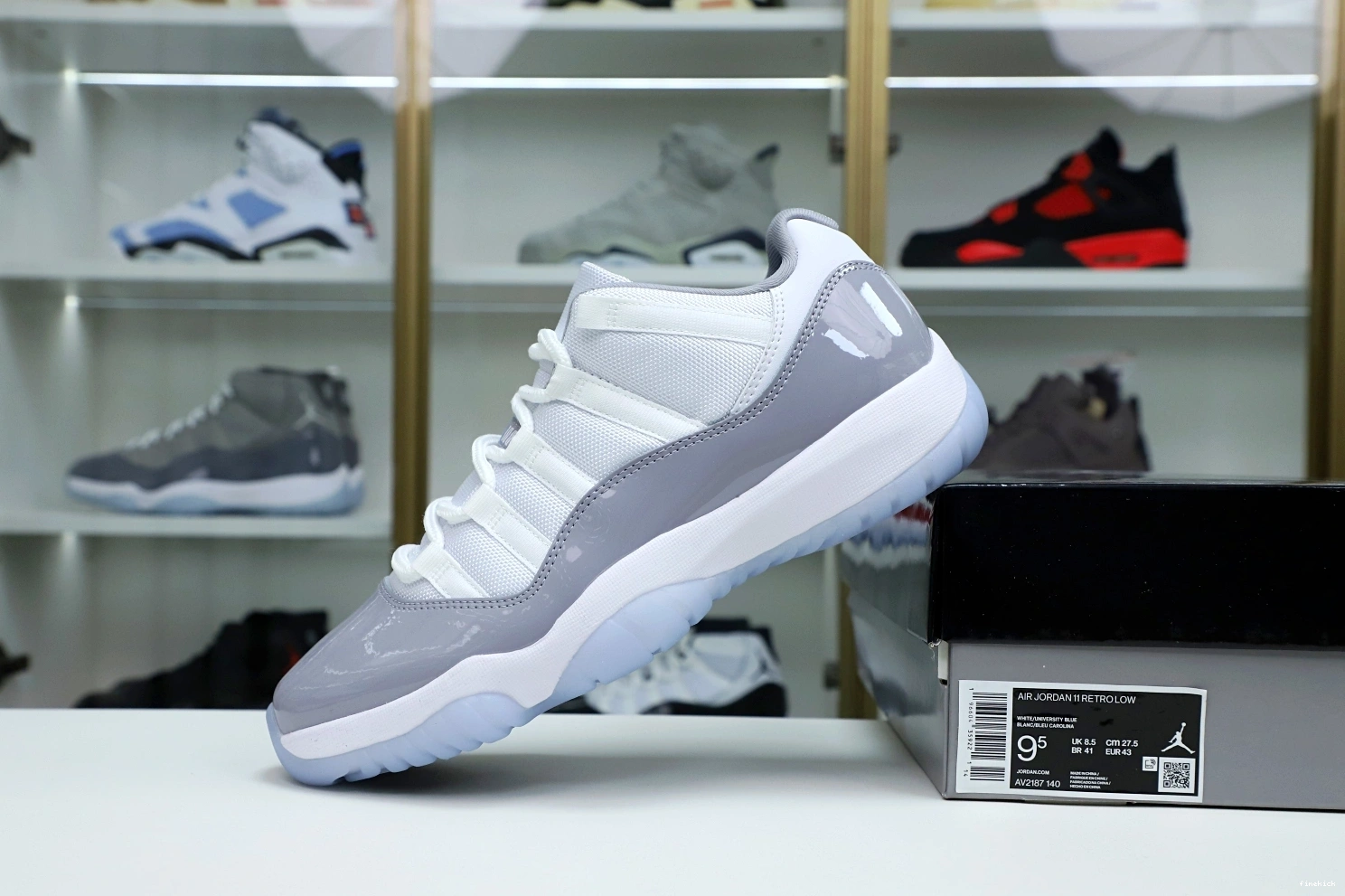 Air Retro Jordan Grey